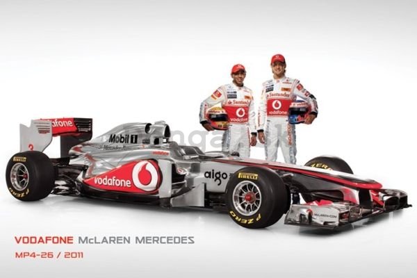 Plagát - Vodafone McLaren Mercedes MP4-26 (2)