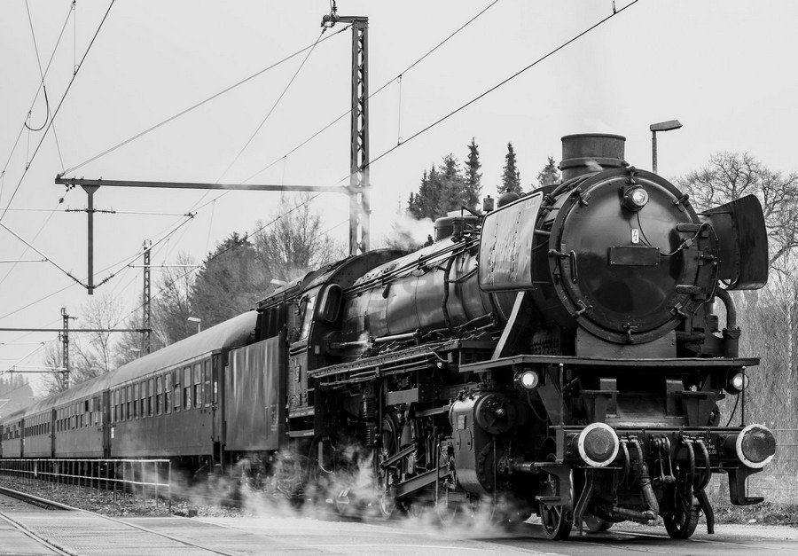 Fototapeta: Parná lokomotíva (čiernobiele) - 184x254 cm