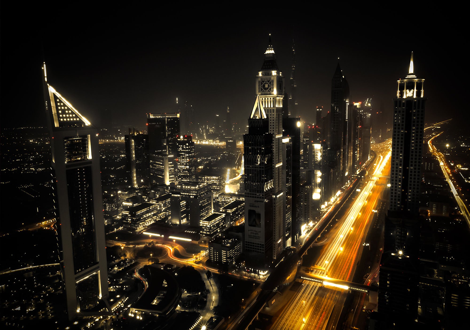 Fototapeta vliesová: Nočná Dubaj (1) - 184x254 cm