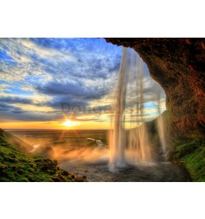 Fototapeta vliesová: Vodopád u západu slnka - 416x254 cm