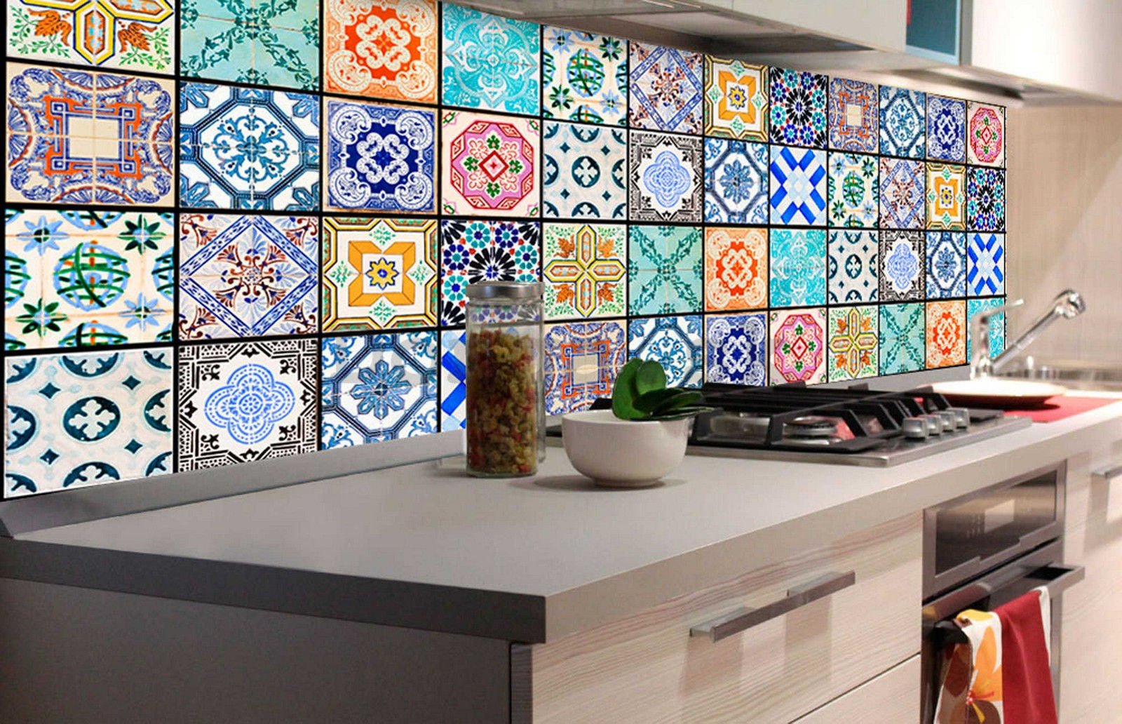 Samolepiaca umývateľná tapeta za kuchynskú linku - Dlaždice so vzormi, 180x60 cm