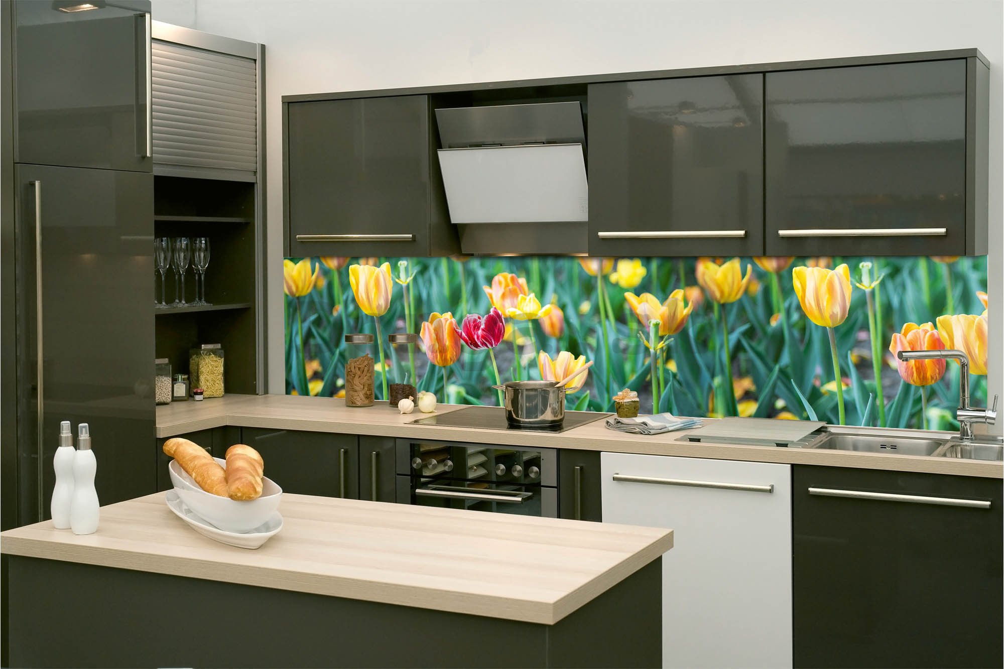 Samolepiaca umývateľná tapeta za kuchynskú linku - Tulipány, 260x60 cm
