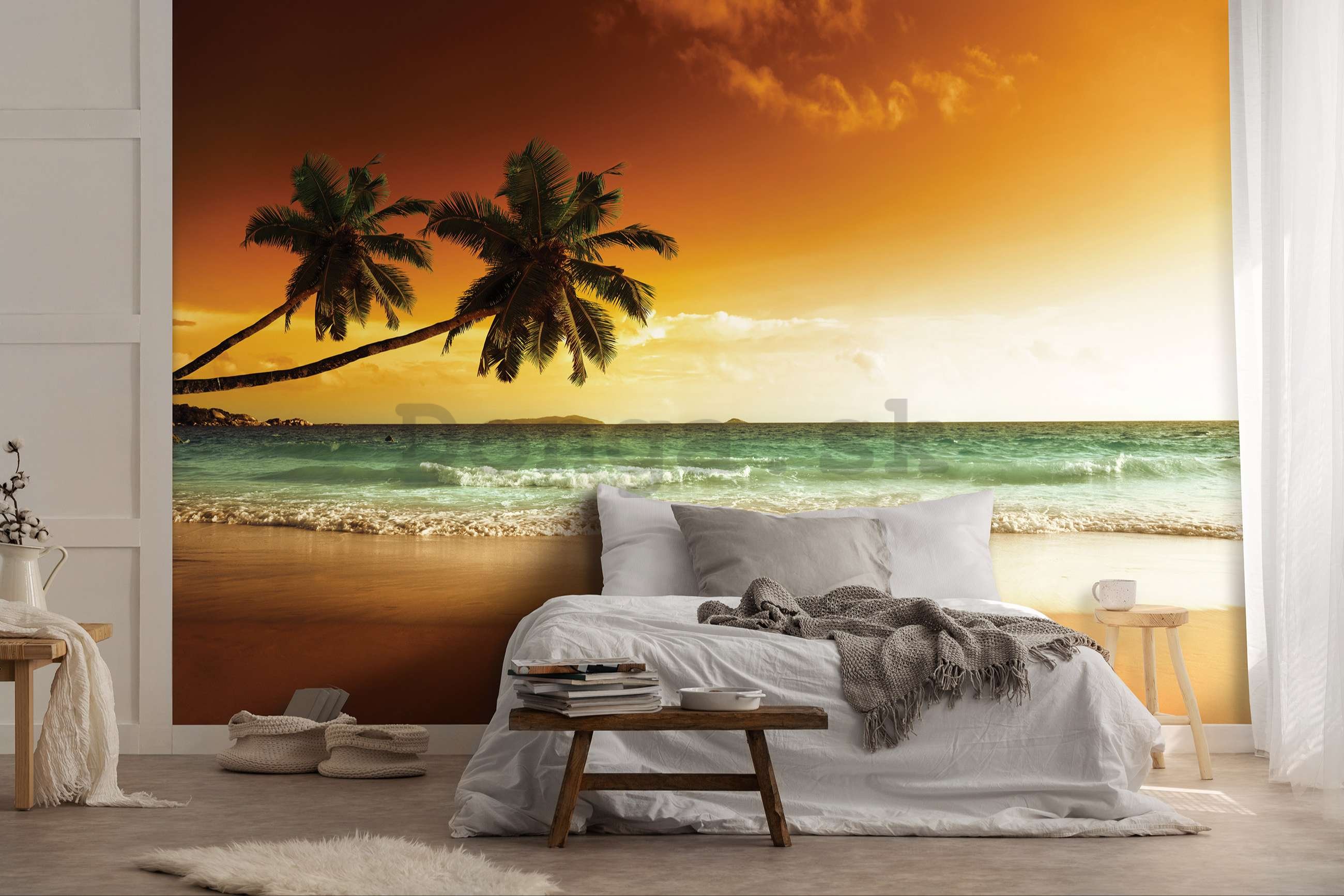 Fototapeta vliesová: Palmy a pláž pri západe slnka - 368x254 cm